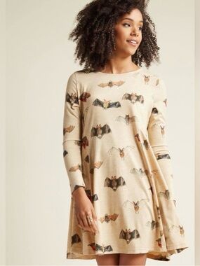 Pepaloves ModCloth Bat’ll Do Bat Print Long Sleeve Shift Dress Women's Medium